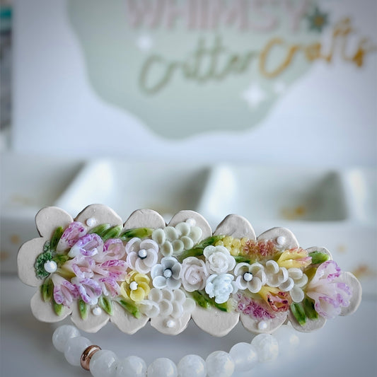 Hair barrettes in pink sand